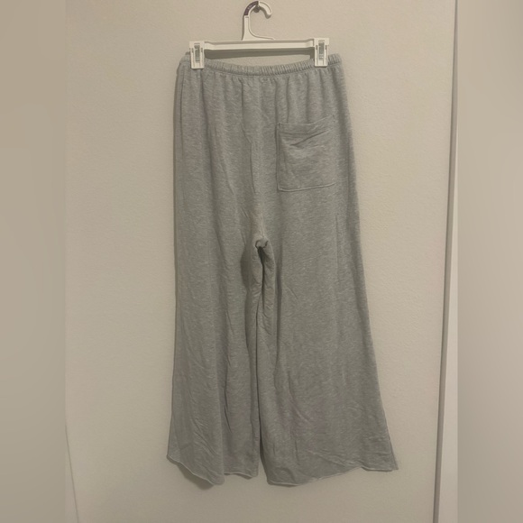 Aerie OFFLINE By Aerie OTT Fleece Super Wide Leg Pant Heather Gray - Picture 4 of 6